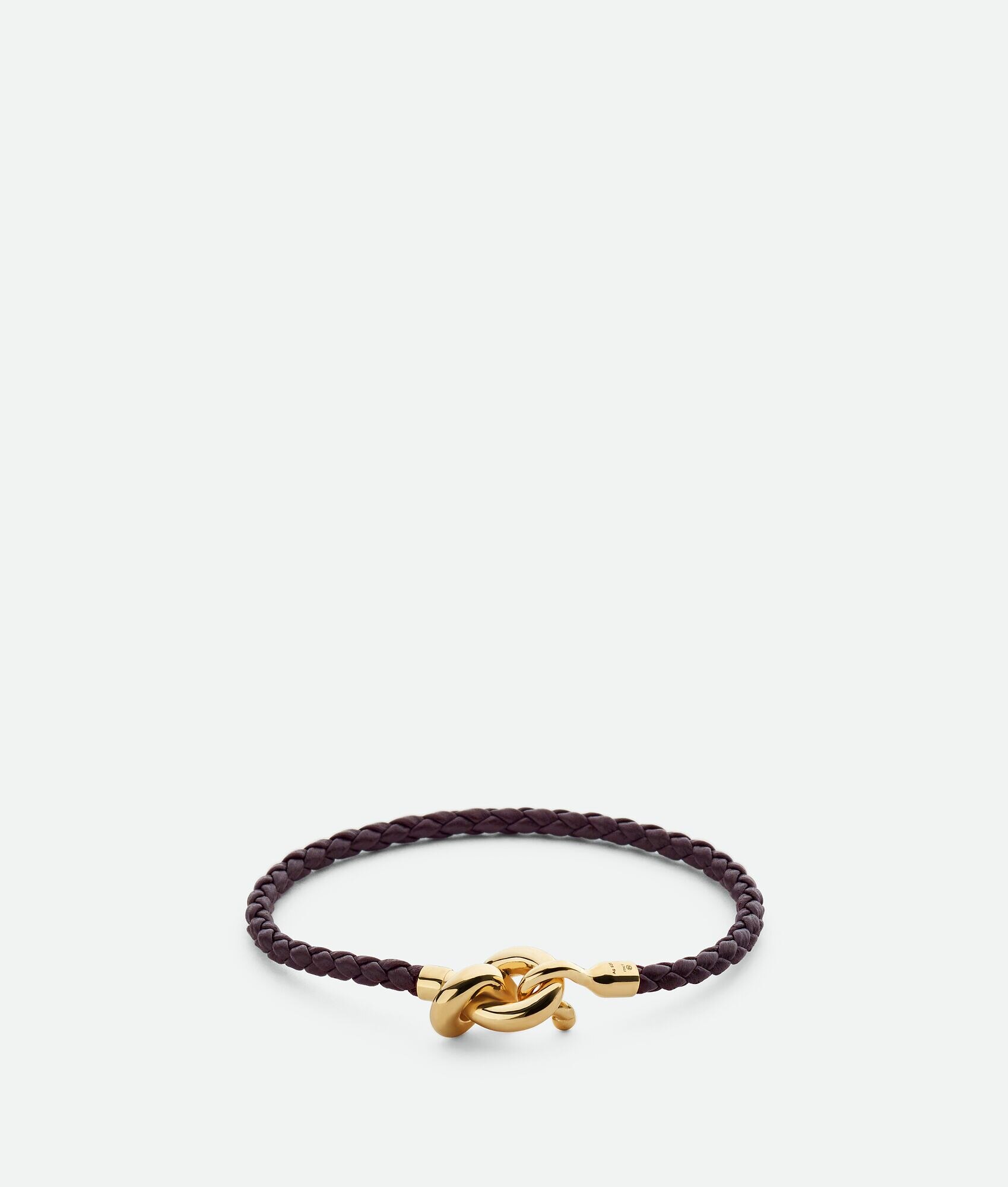 Pulsera de cuero con nudo