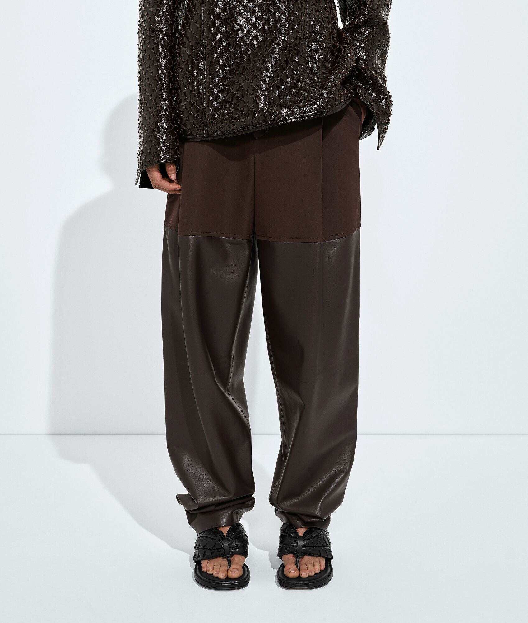 Pantalones de algodón y cuero