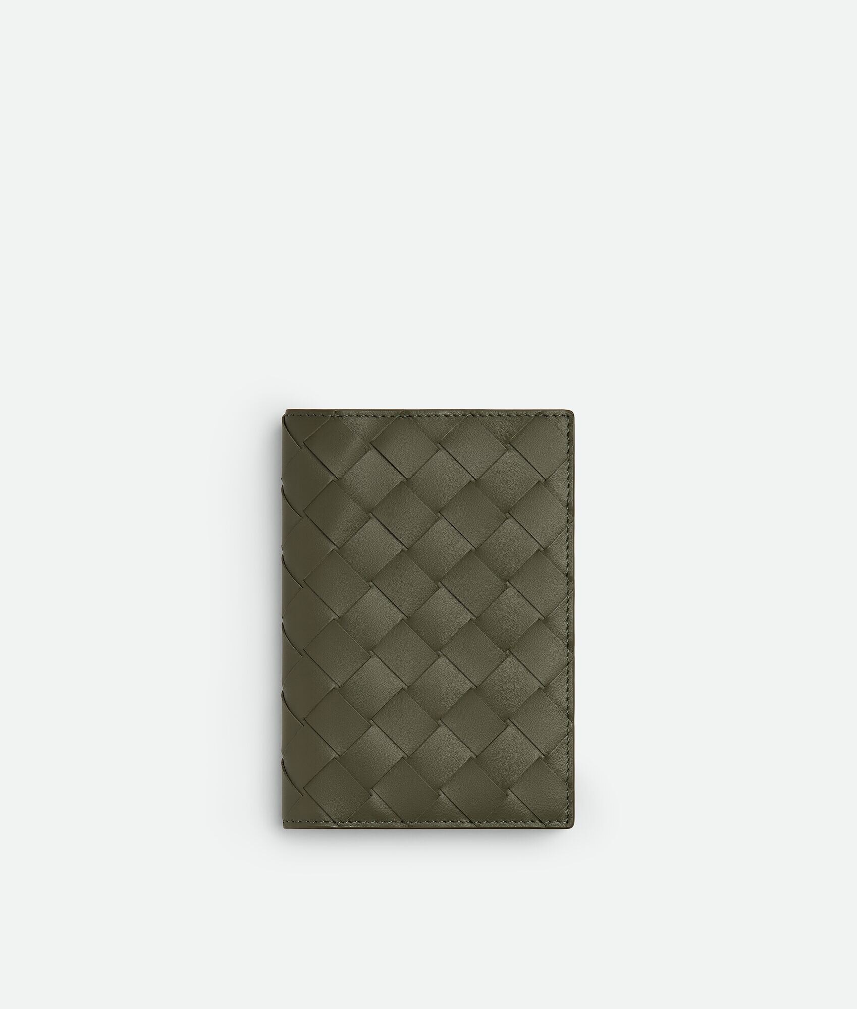 Estuche de pasaporte Intrecciato