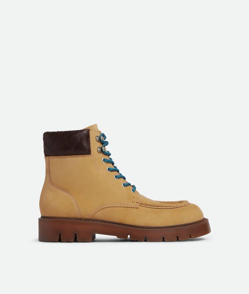 Bota de tobillo con cordones Haddock