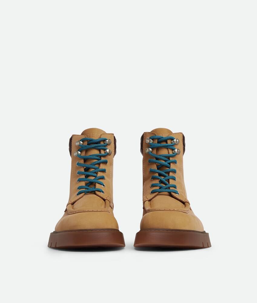 Bota de tobillo con cordones Haddock