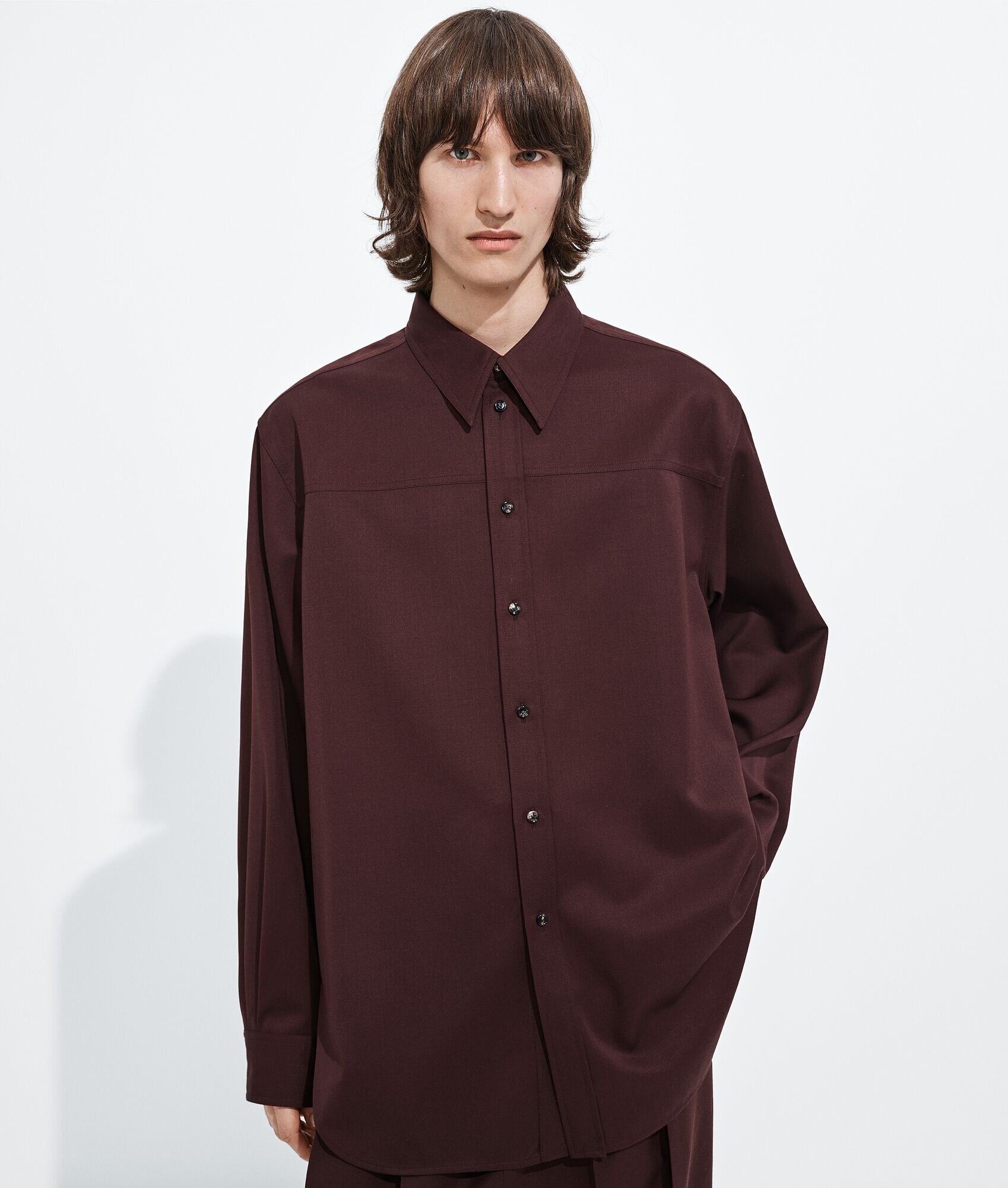 Camisa de lana ligera