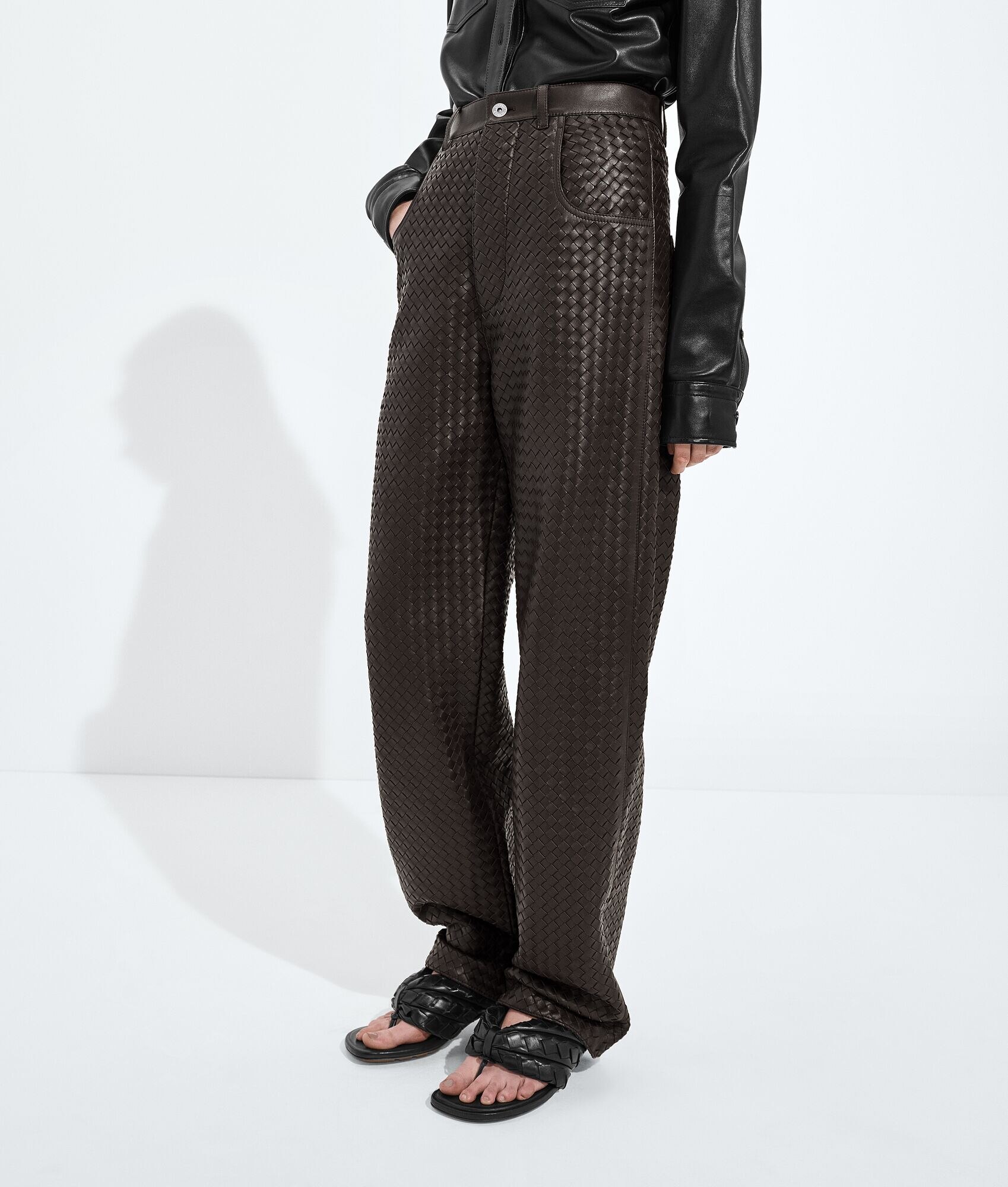 Pantalones de cuero Intrecciato