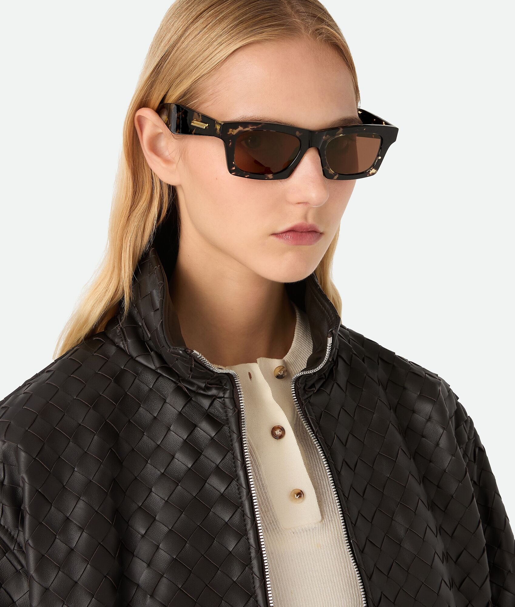 Gafas de sol cuadradas clásicas