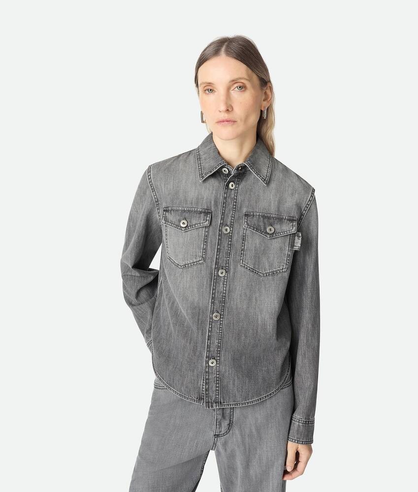 Camisa de mezclilla negra